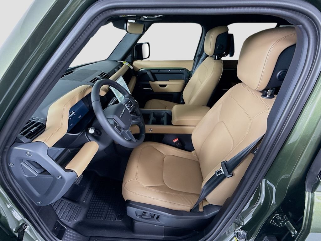 New 2026 Woolstone Green Land Rover X-Dynamic SE image 20