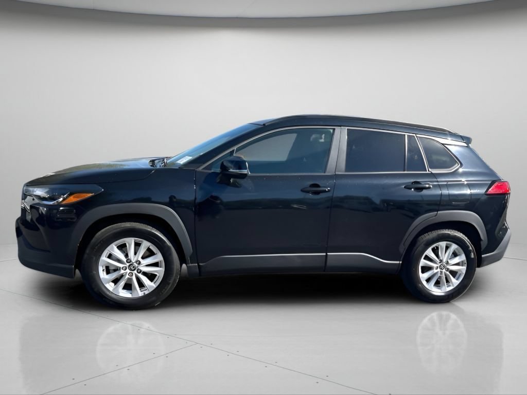 Used 2025 Jet Black Toyota LE image 13