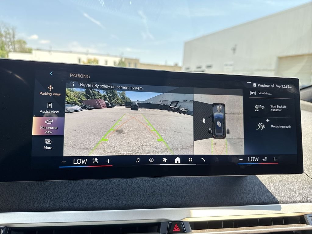 Certified Used 2024  BMW xDrive50 image 17