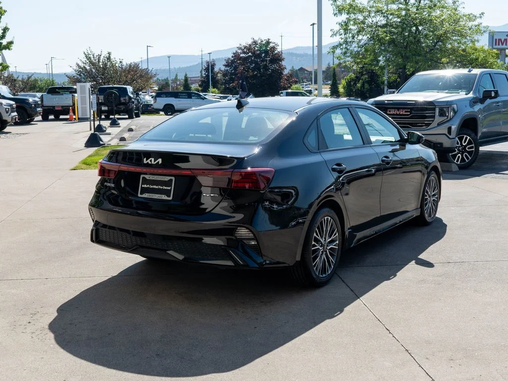 Used 2023 Black Kia GT-Line image 7