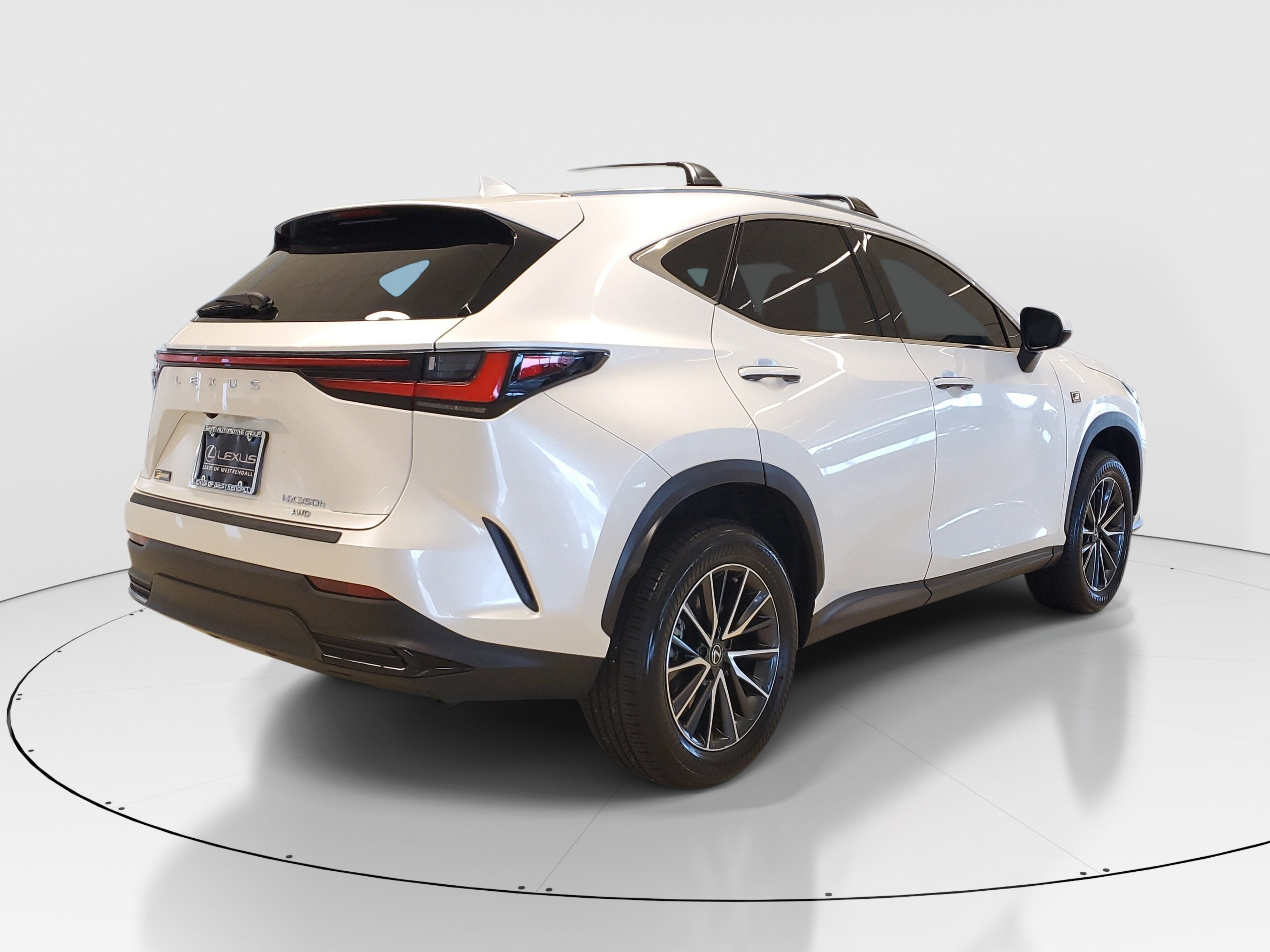 Used 2024 Eminent White Pearl Lexus NX 350h image 8