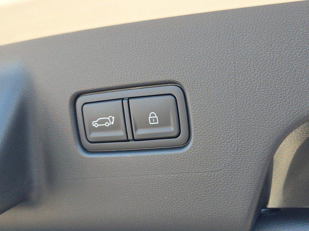 New 2026 White Hyundai Calligraphy AWD image 19