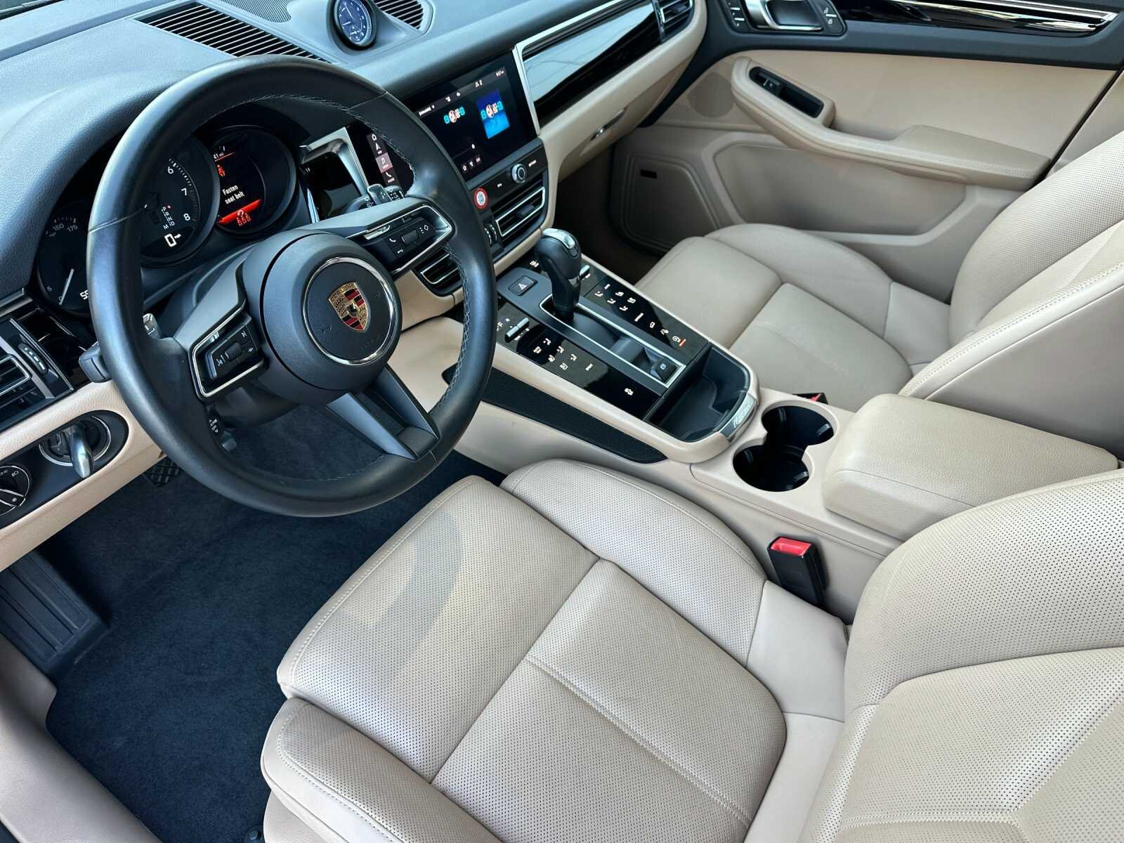 Used 2024 Volcano Grey Metallic Porsche 4D Sport Utility image 10