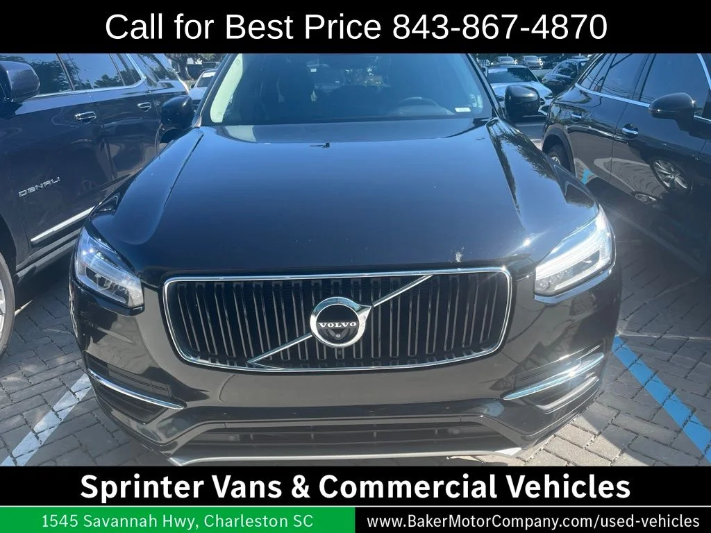 Used 2018 Black Volvo T5 Momentum image 2