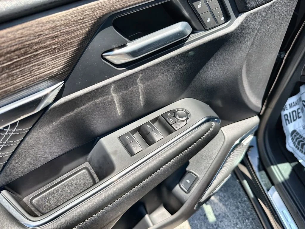 Used 2025 Ebony Twilight Metallic GMC Denali image 30