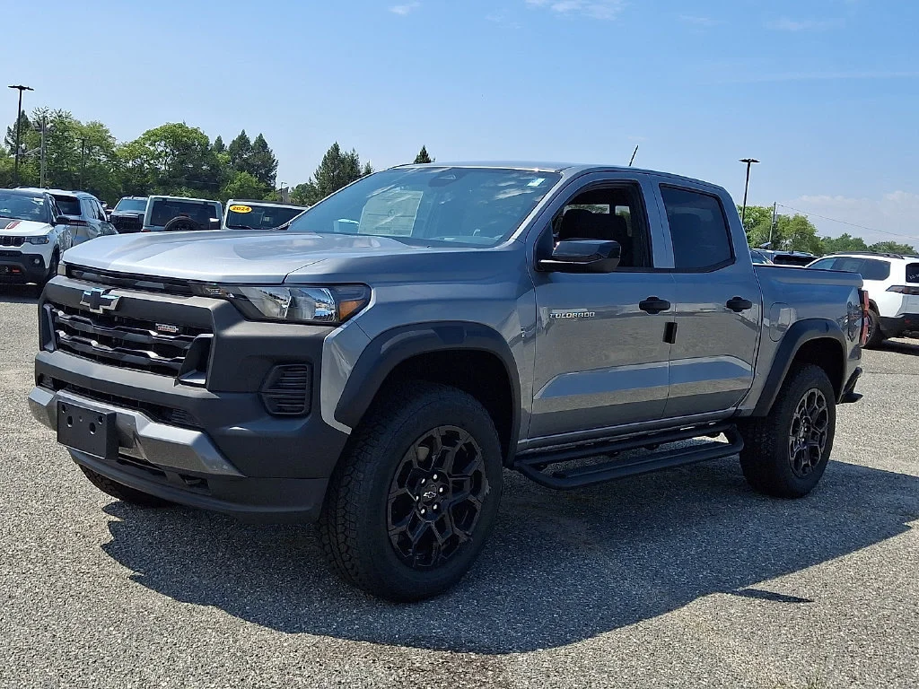 New 2026 Sterling Gray Metallic Chevrolet Trail Boss image 4