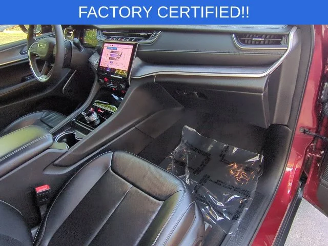 Used 2025 Red Jeep Limited image 39