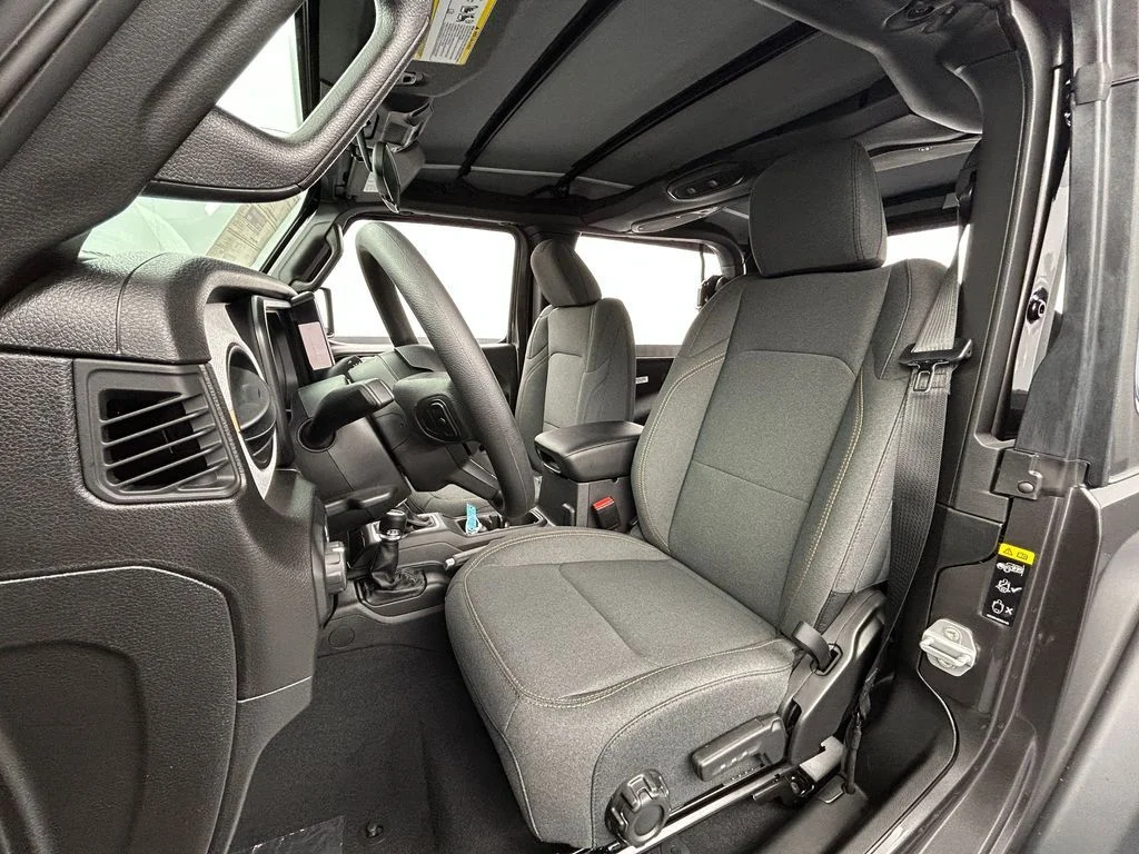 New 2026 Granite Crystal Metallic Clear-Coat Exterior Paint Jeep Sport image 10