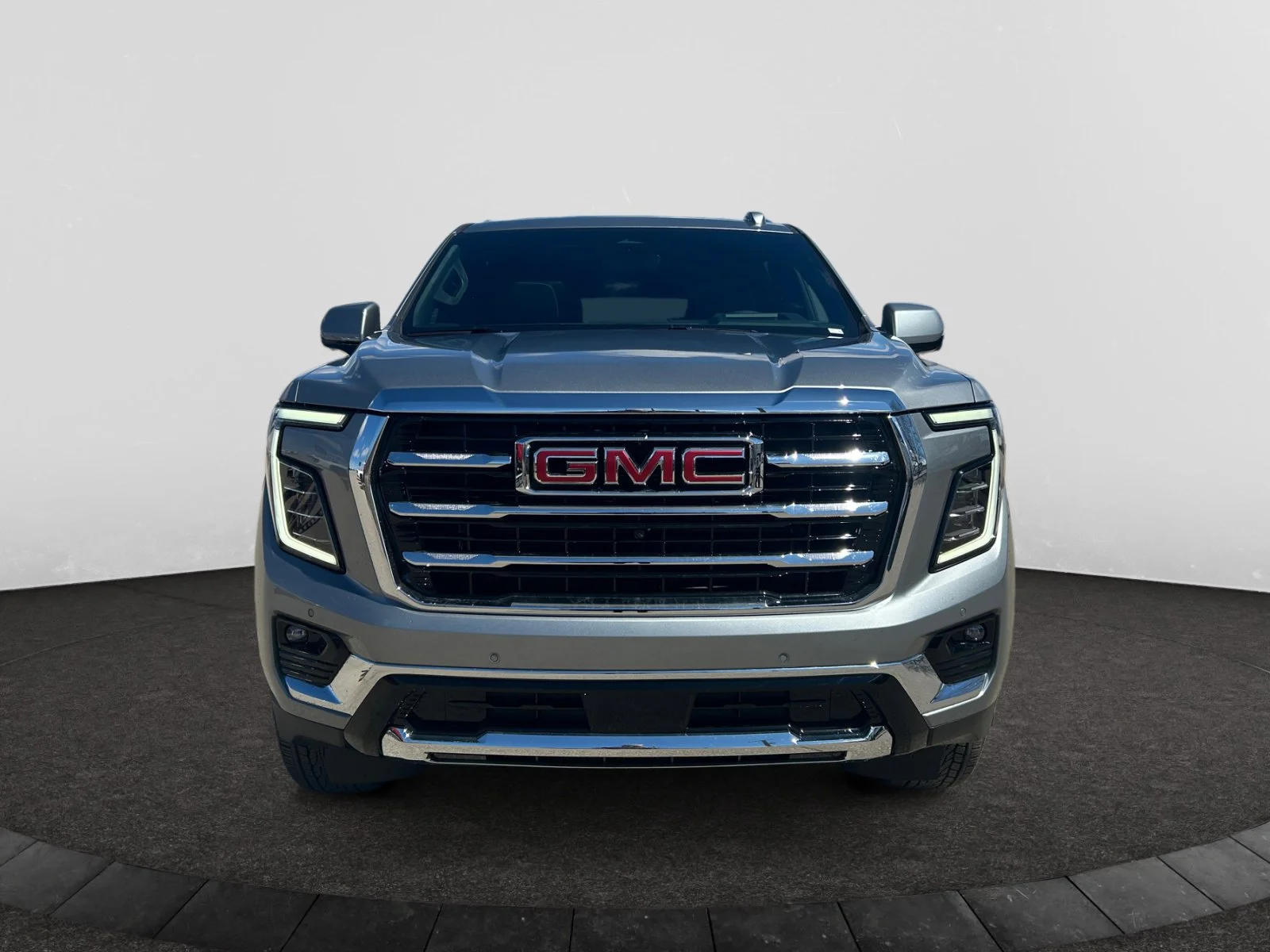 New 2026 Sterling Metallic GMC Elevation image 8