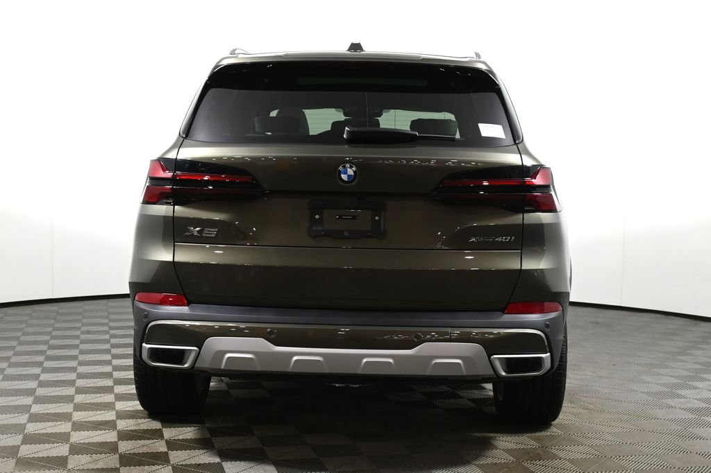 Used 2026 Green Metallic BMW xDrive40i image 6