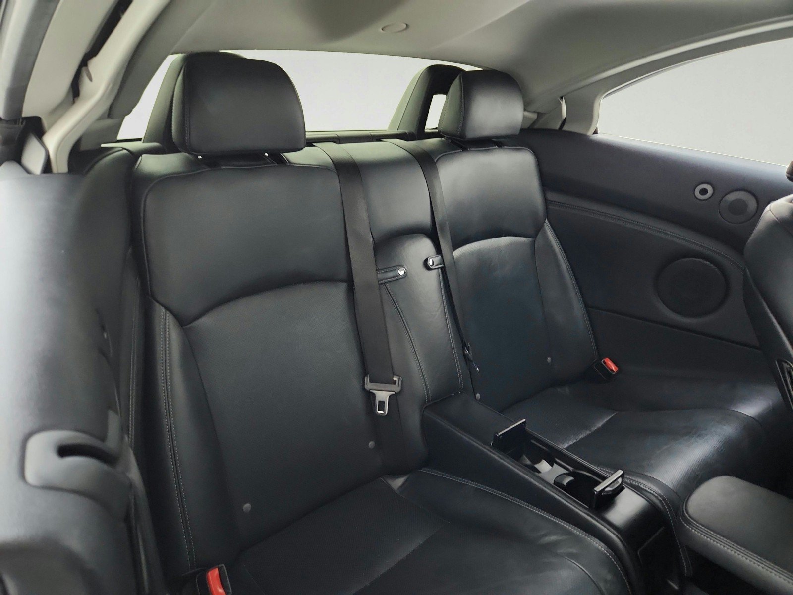 Used 2013 Starfire Pearl Lexus 2-DR. HARDTOP CONV image 27