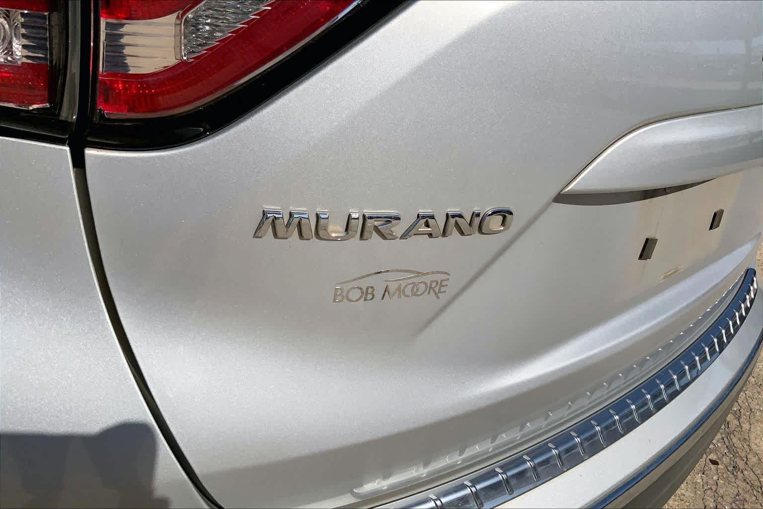 Used 2015 Brilliant Silver Metallic Nissan SV image 29