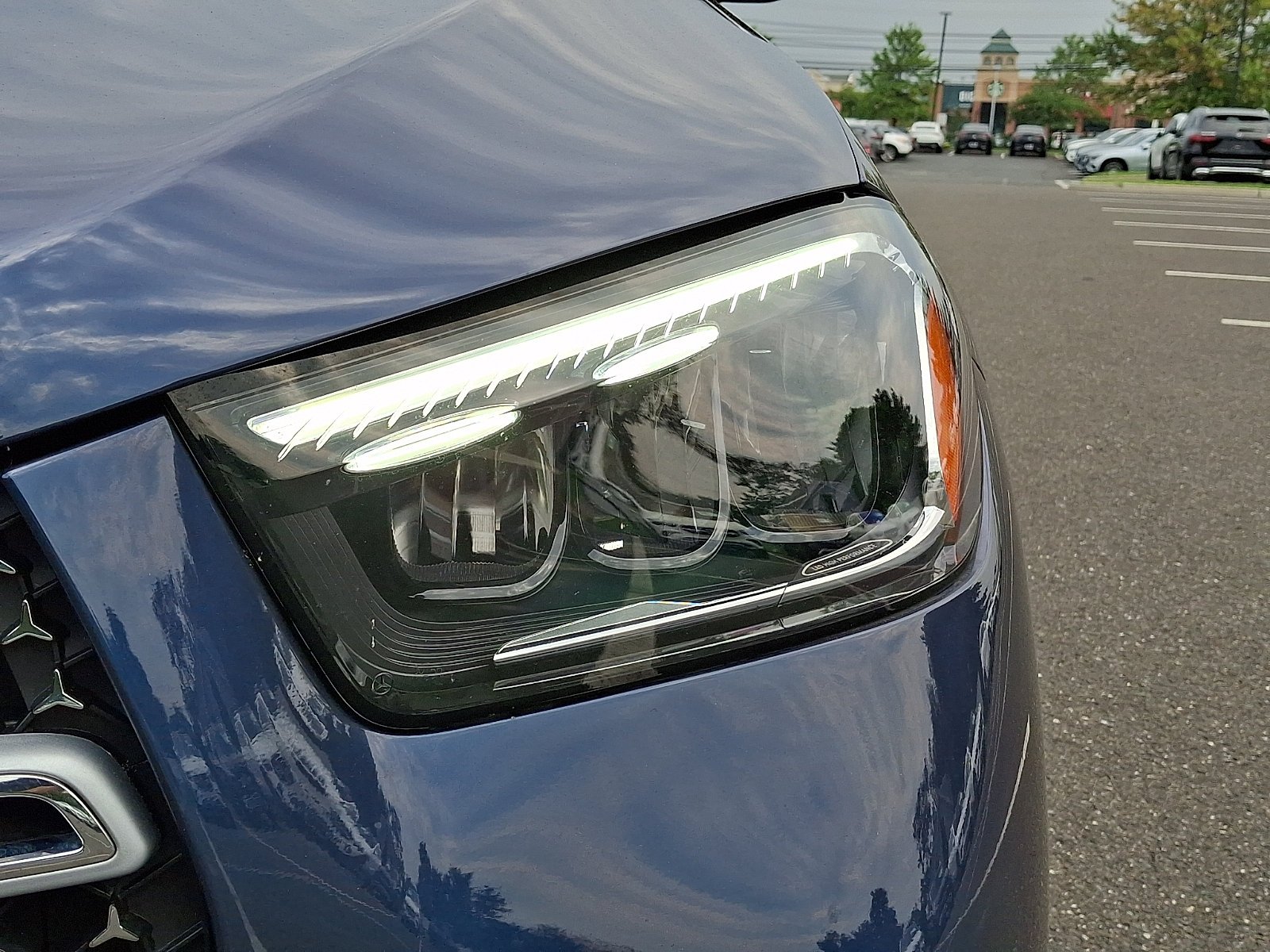 Used 2024 Twilight Blue Metallic Mercedes-Benz GLE 450e Plug-In Hybrid image 9