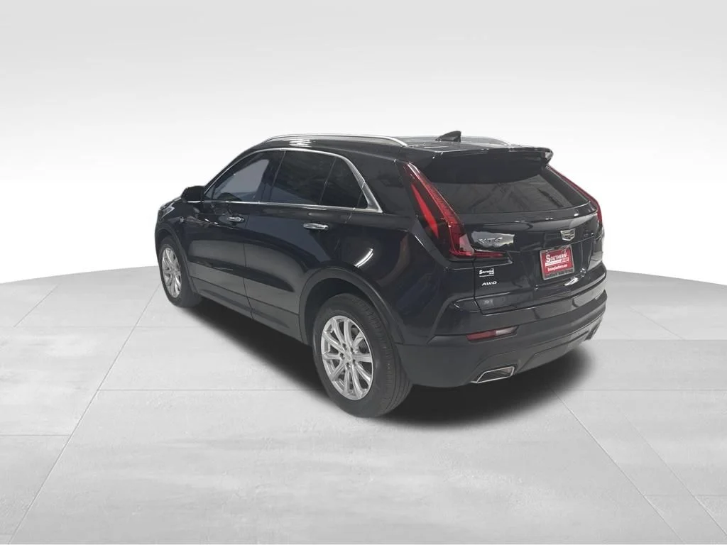 Used 2023 Gray Cadillac Luxury image 3
