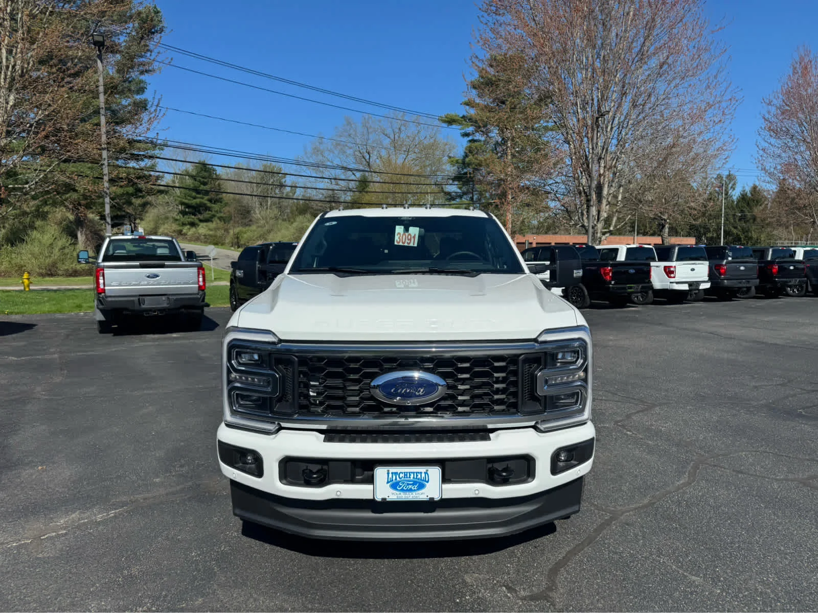 New 2026 Star White Metallic Tri-Coat Ford Platinum image 9