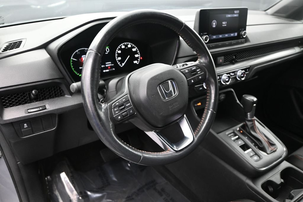 Used 2023  Honda Sport image 18