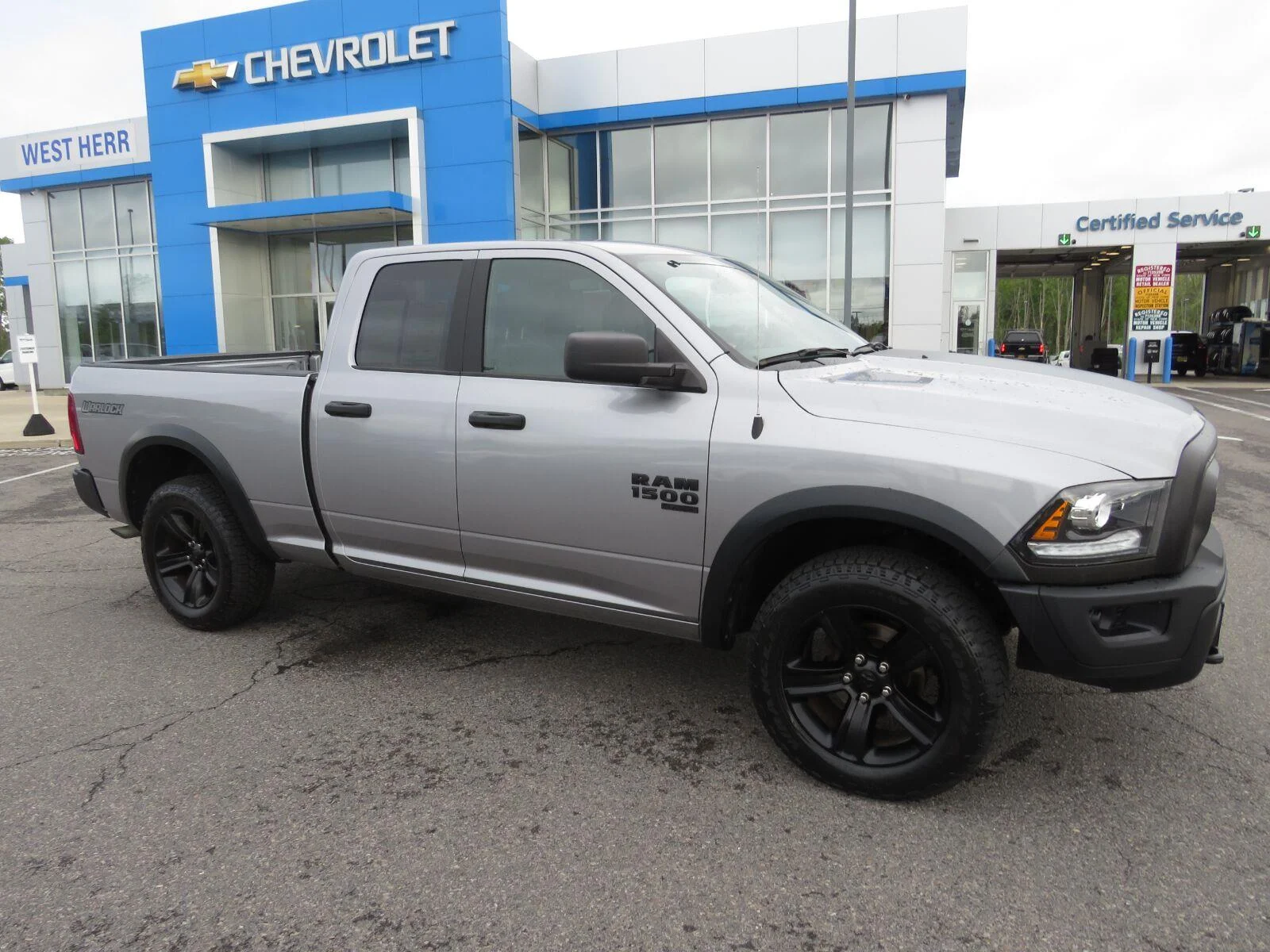 Used 2022 Billet Silver Met Ram Warlock image 6