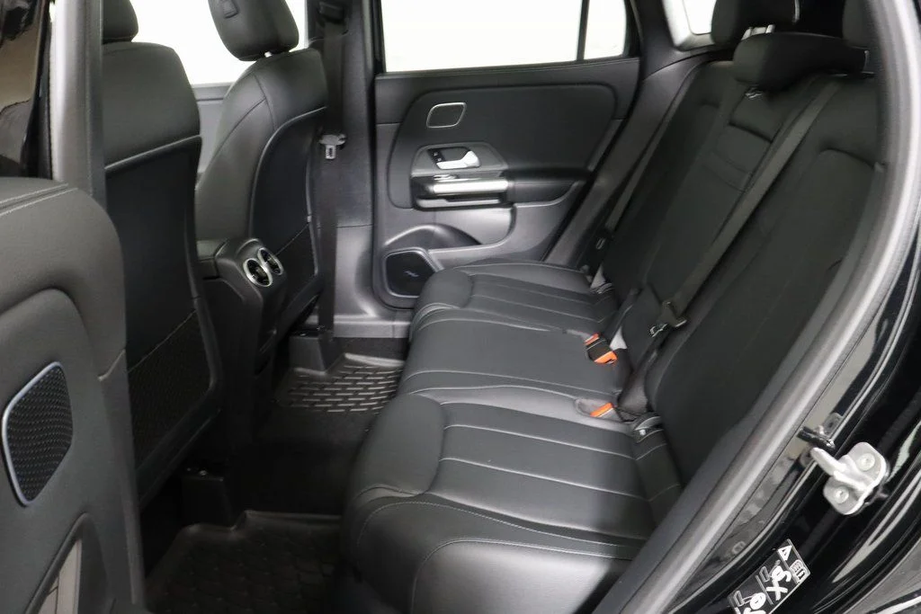 Used 2025 Black Mercedes-Benz GLA 250 image 14