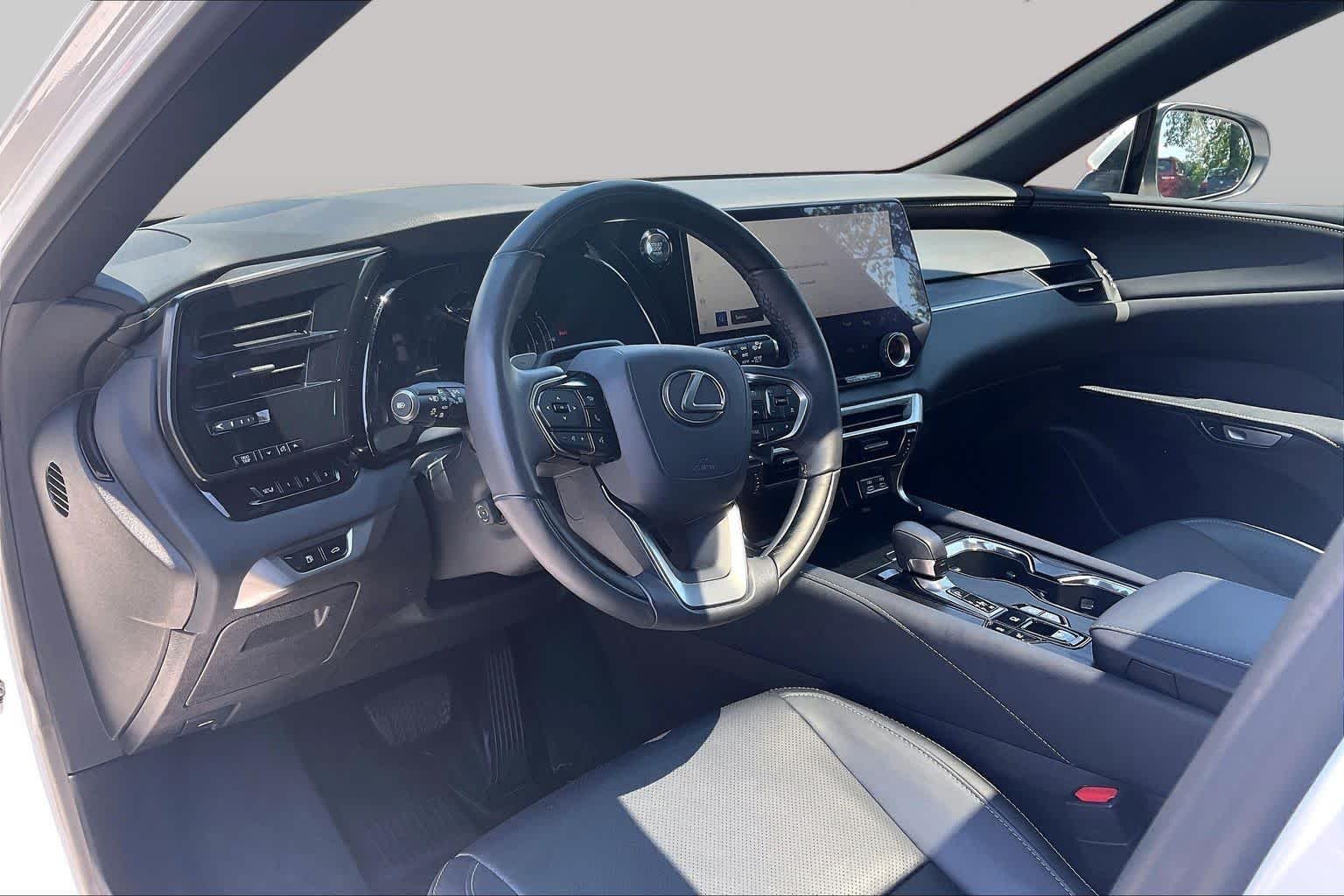 Used 2024 Eminent White Pearl Lexus Premium image 16