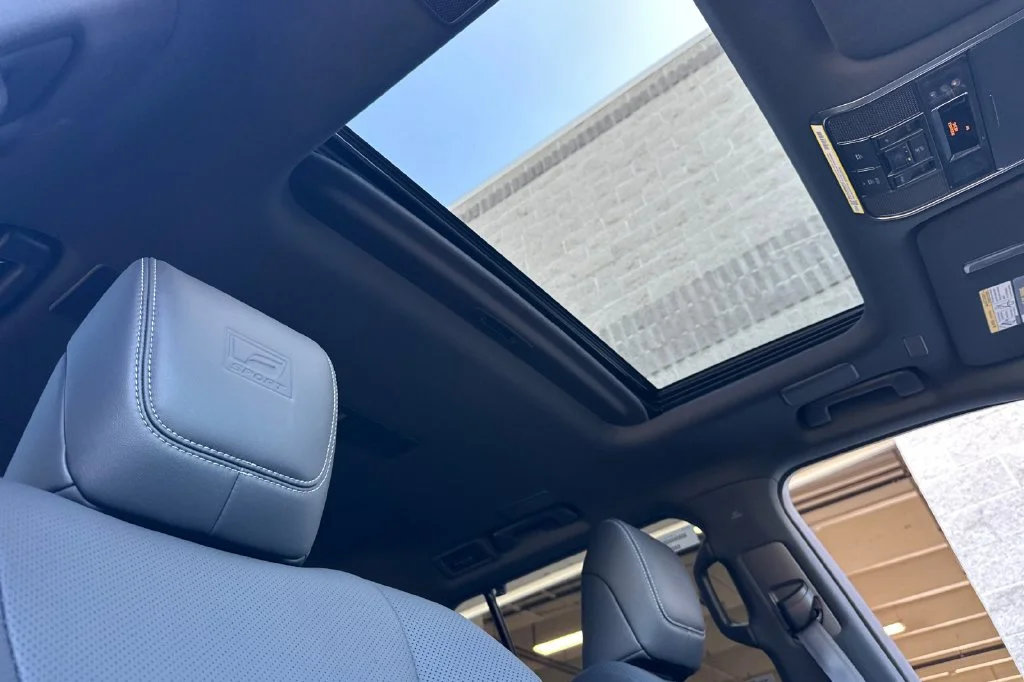 New 2026 Caviar Lexus LX 700h F SPORT HANDLING image 18