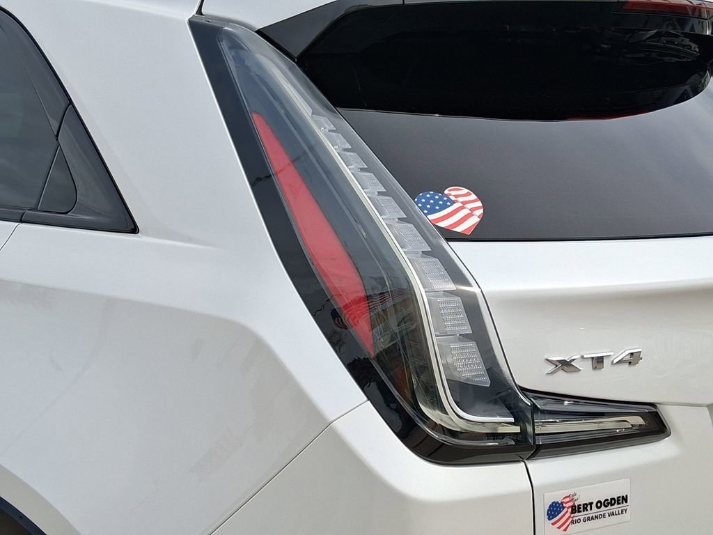 Used 2025 Crystal White Tricoat Cadillac Sport image 8
