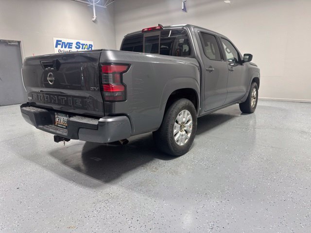 Used 2022 Gray Nissan SV image 5