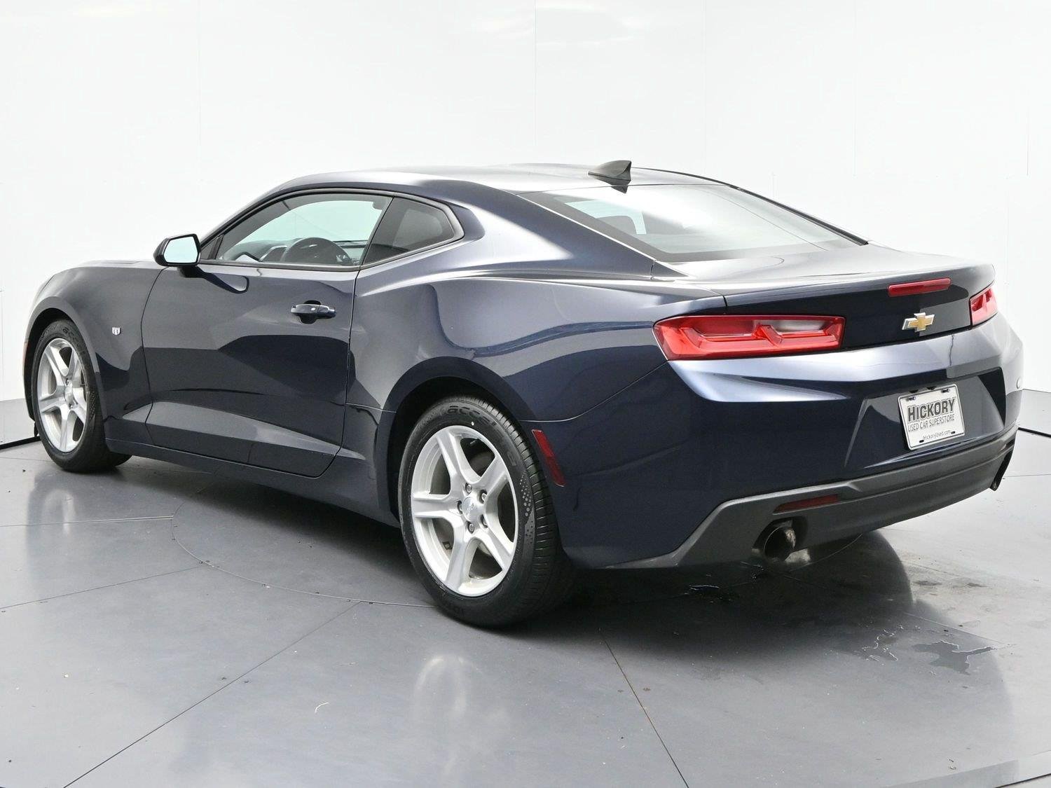 Used 2016 Blue Velvet Metallic Chevrolet 1LT image 5