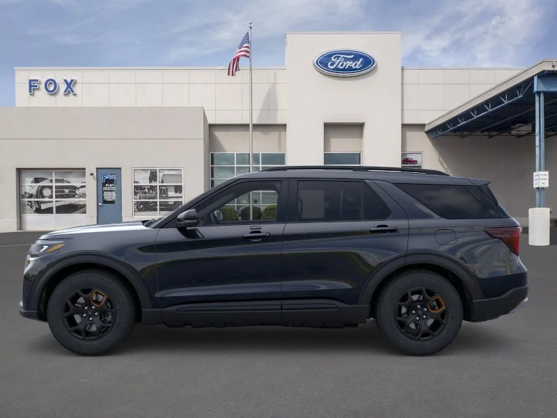 New 2026 Agate Black Metallic Ford Tremor® image 3