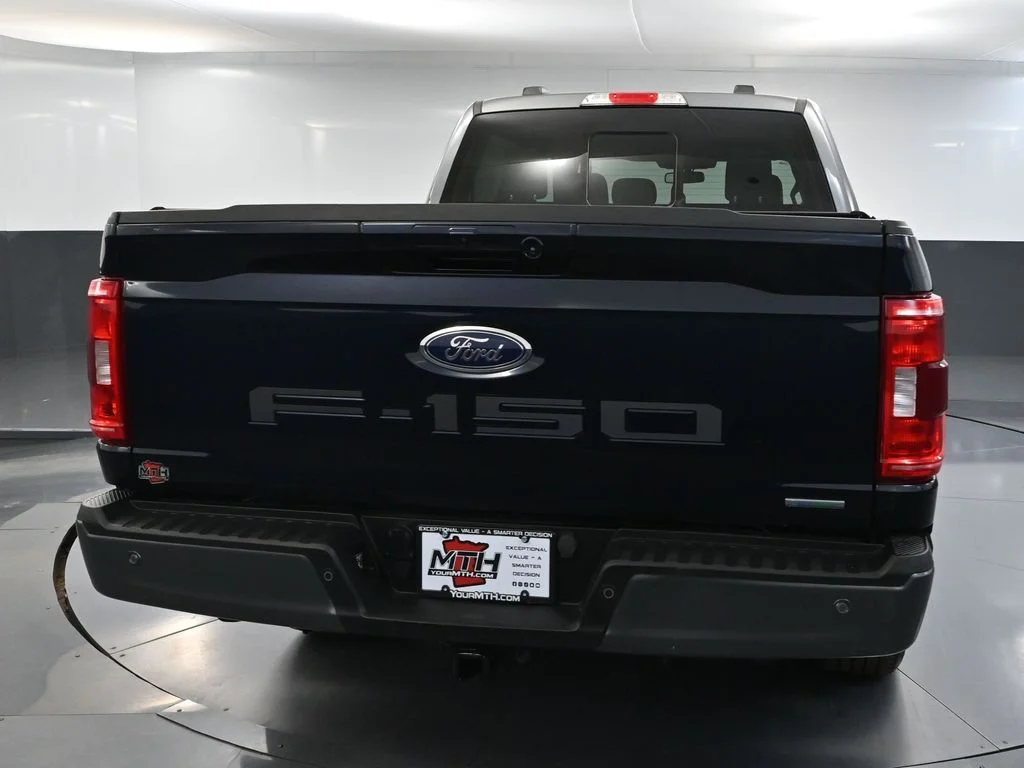 Used 2023 Blue Ford XLT image 7