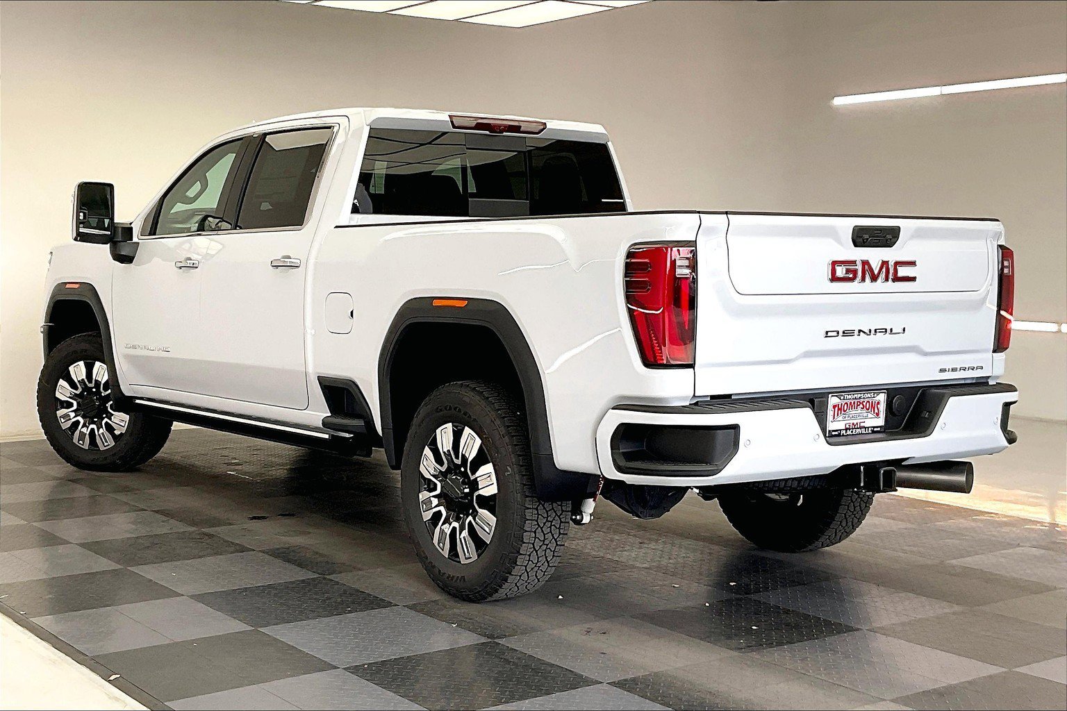 2026 GMC Sierra 2500HD Denali - Photo 2