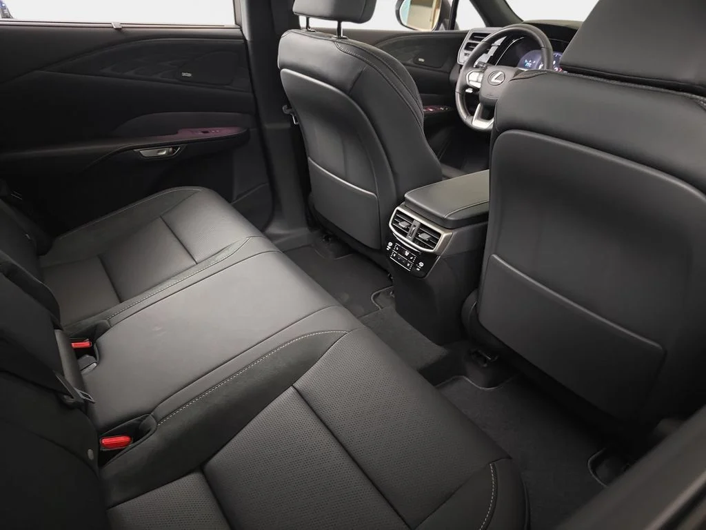 New 2026 Iridium Lexus LUXURY image 11