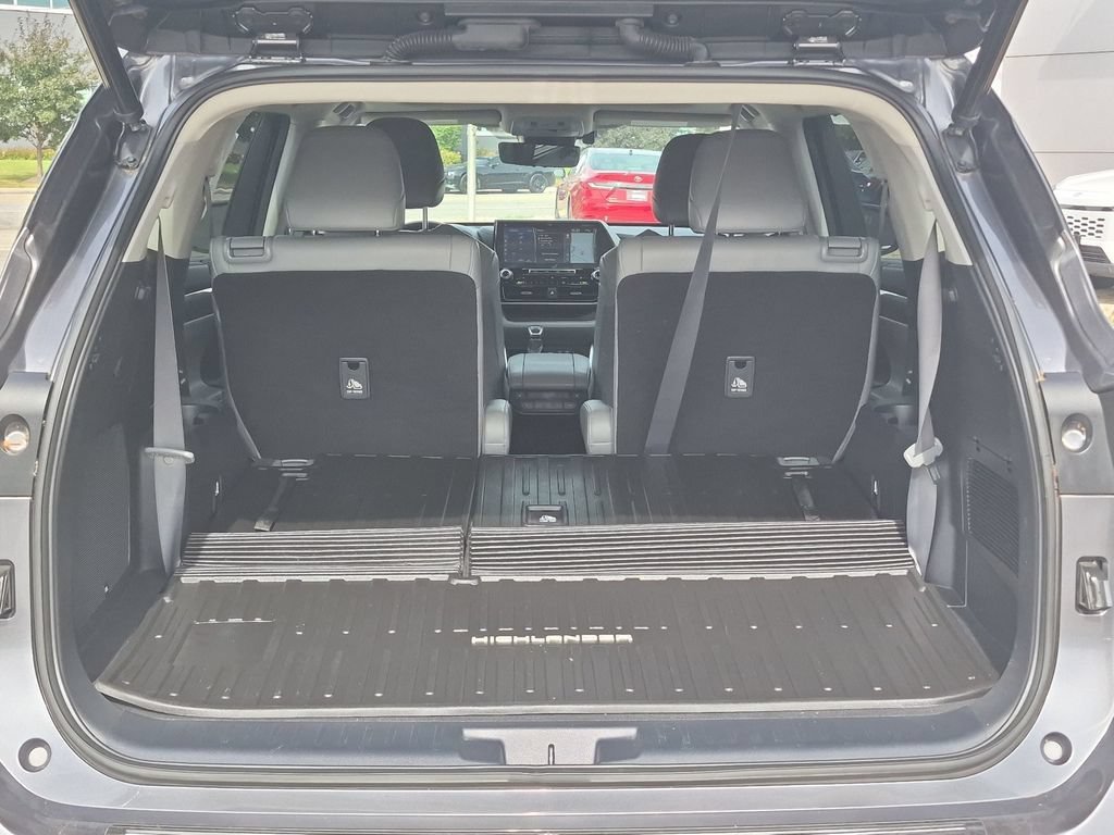 Used 2021 Gray Toyota Platinum image 39
