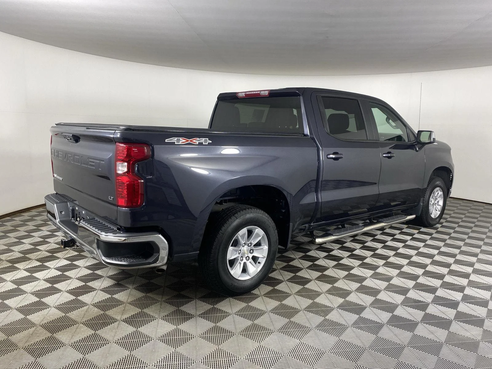 Used 2024 Dark Ash Metallic Chevrolet LT image 7