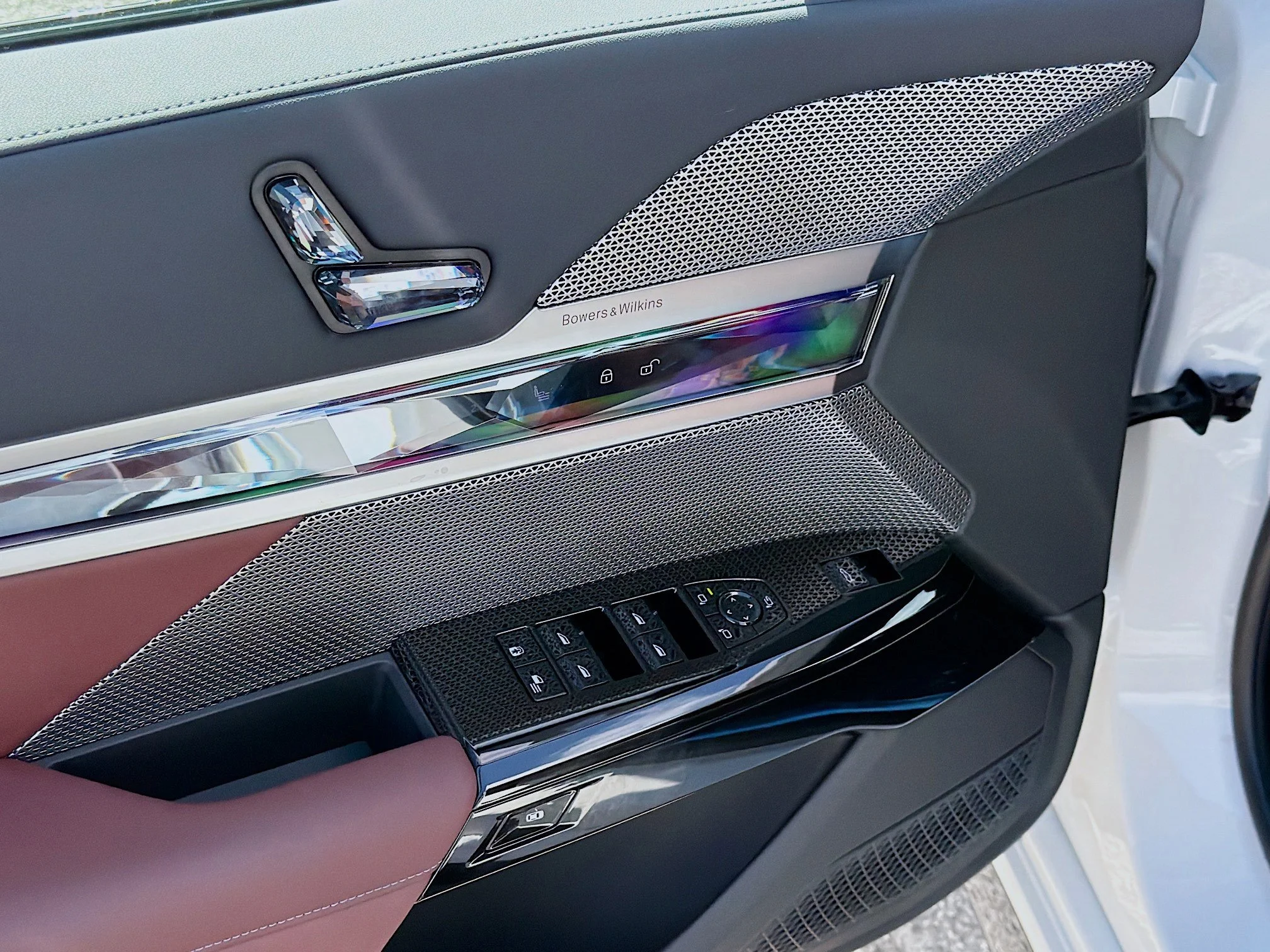New 2026 Alpine White BMW 740i image 22