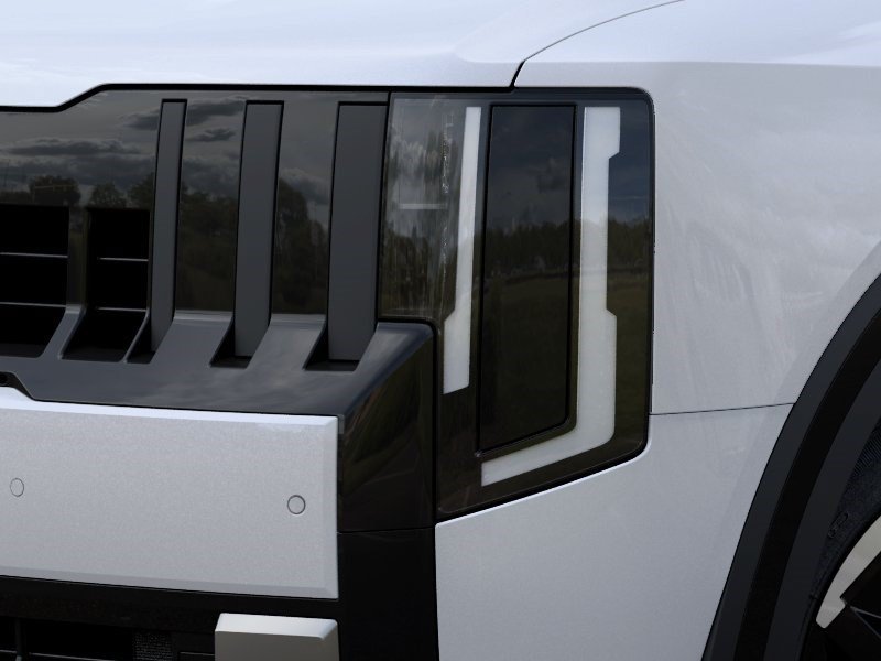 New 2027 Glacial White Pearl Kia EX image 10
