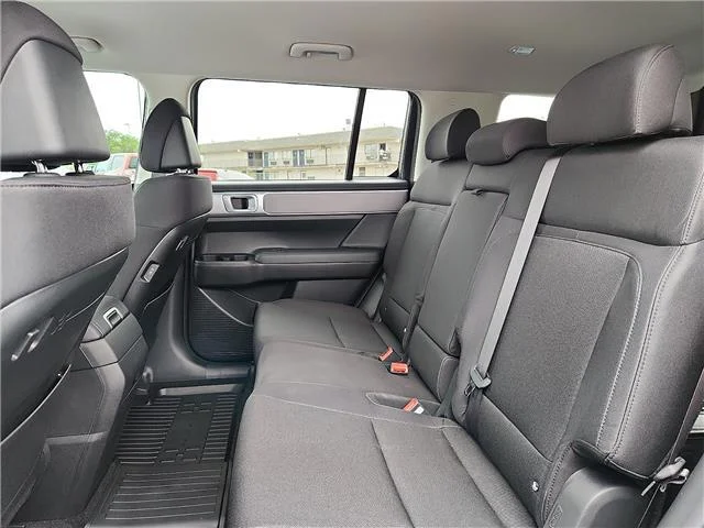 New 2026 Hampton Gray Hyundai SE image 8