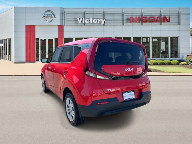 Used 2022 Red Kia LX image 5