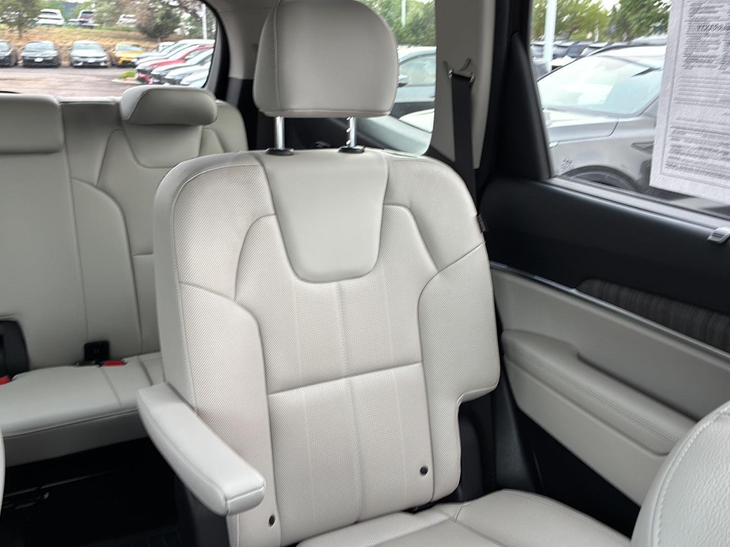 Used 2024 Dark Moss Kia SX image 15