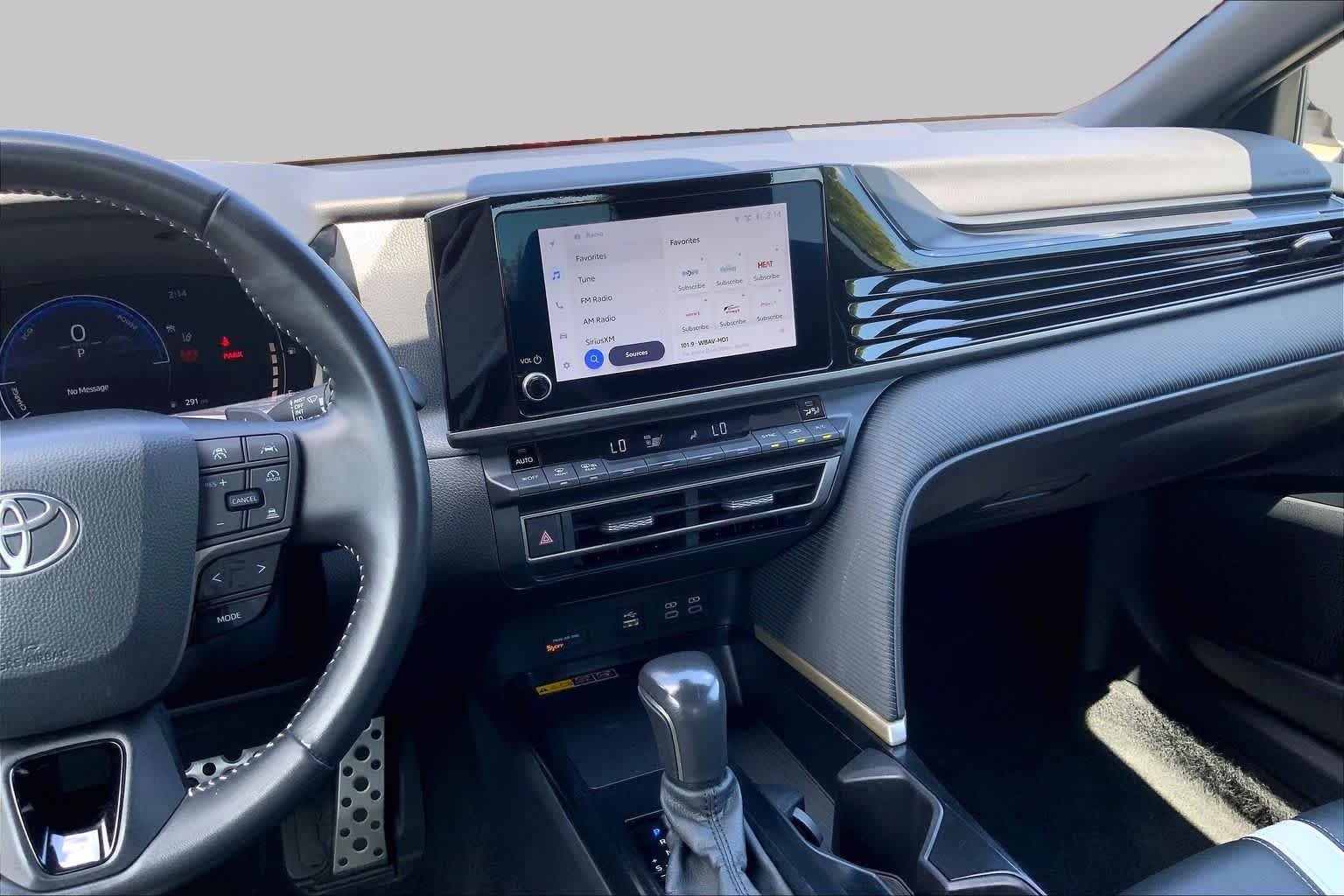 Pre-Owned 2025 Toyota Camry SE