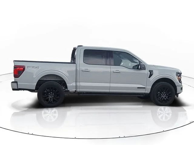 New 2026 Avalanche Ford XLT image 4