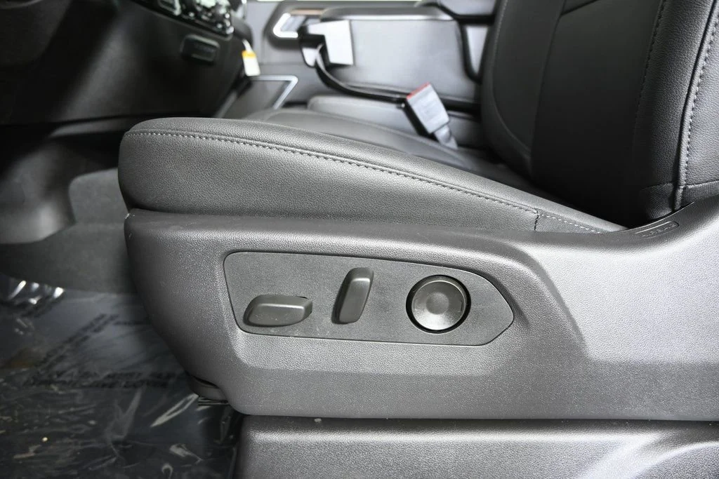 2026 Chevrolet Silverado 3500 HD LT - Photo 21