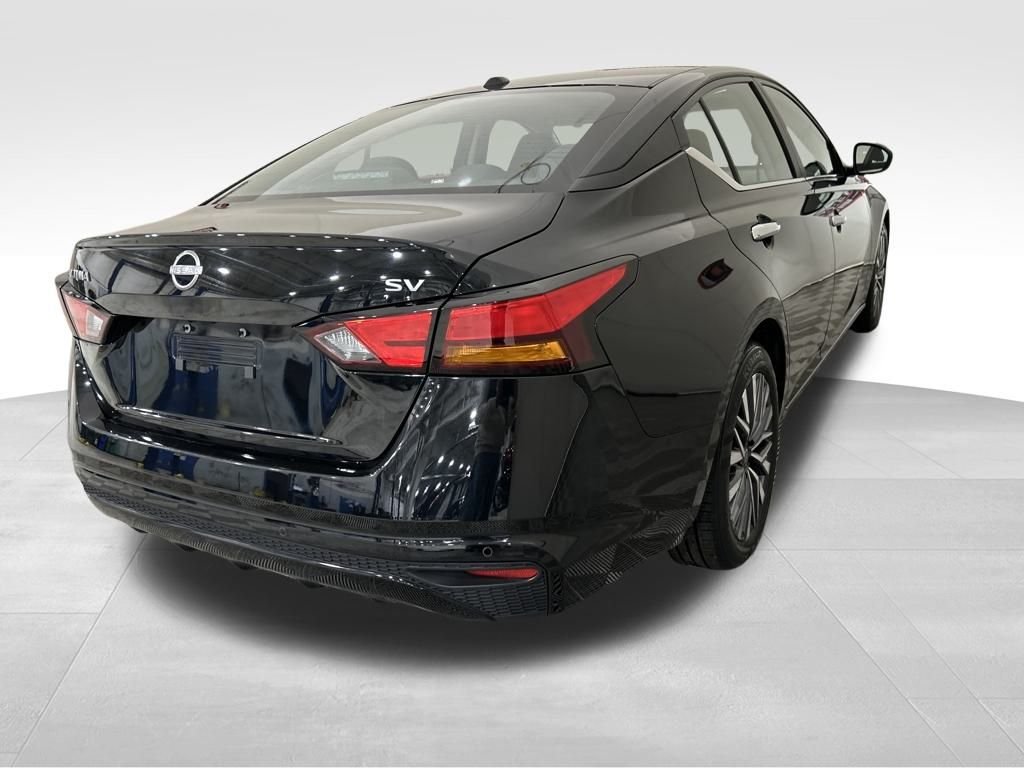 2023 Nissan Altima SV