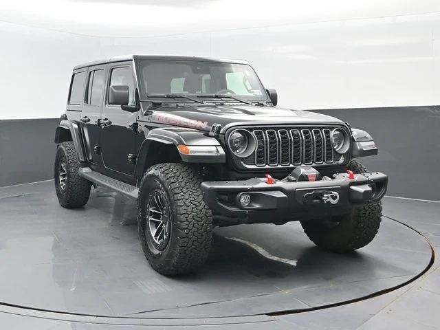 Certified Used 2025 Black Clearcoat Jeep Rubicon X image 2