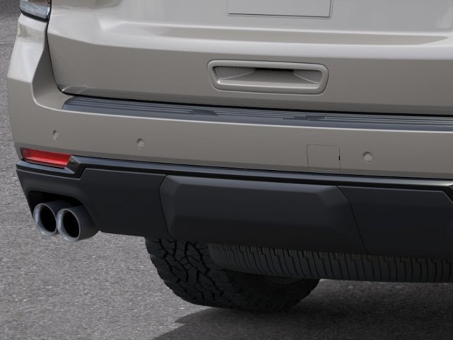 2027 Chevrolet Suburban Z71 - Photo 14