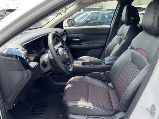2025 Nissan Kicks SR AWD - Photo 22