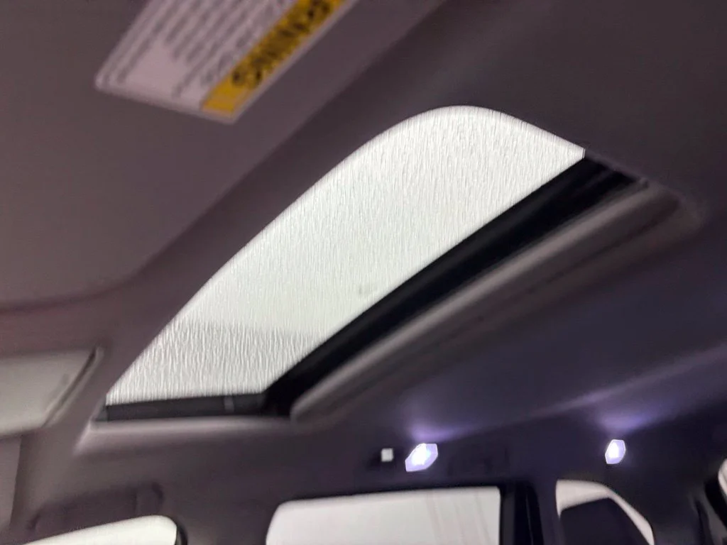 Used 2019 Silver Honda EX-L image 29