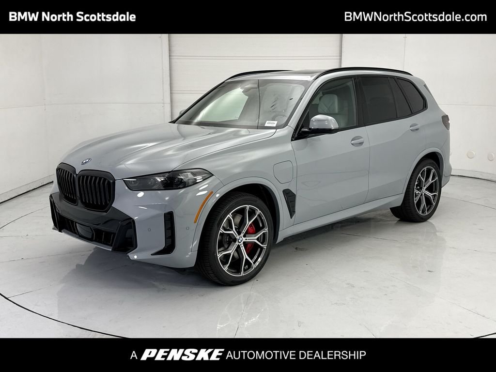 2026 BMW X5 xDrive50e's photo