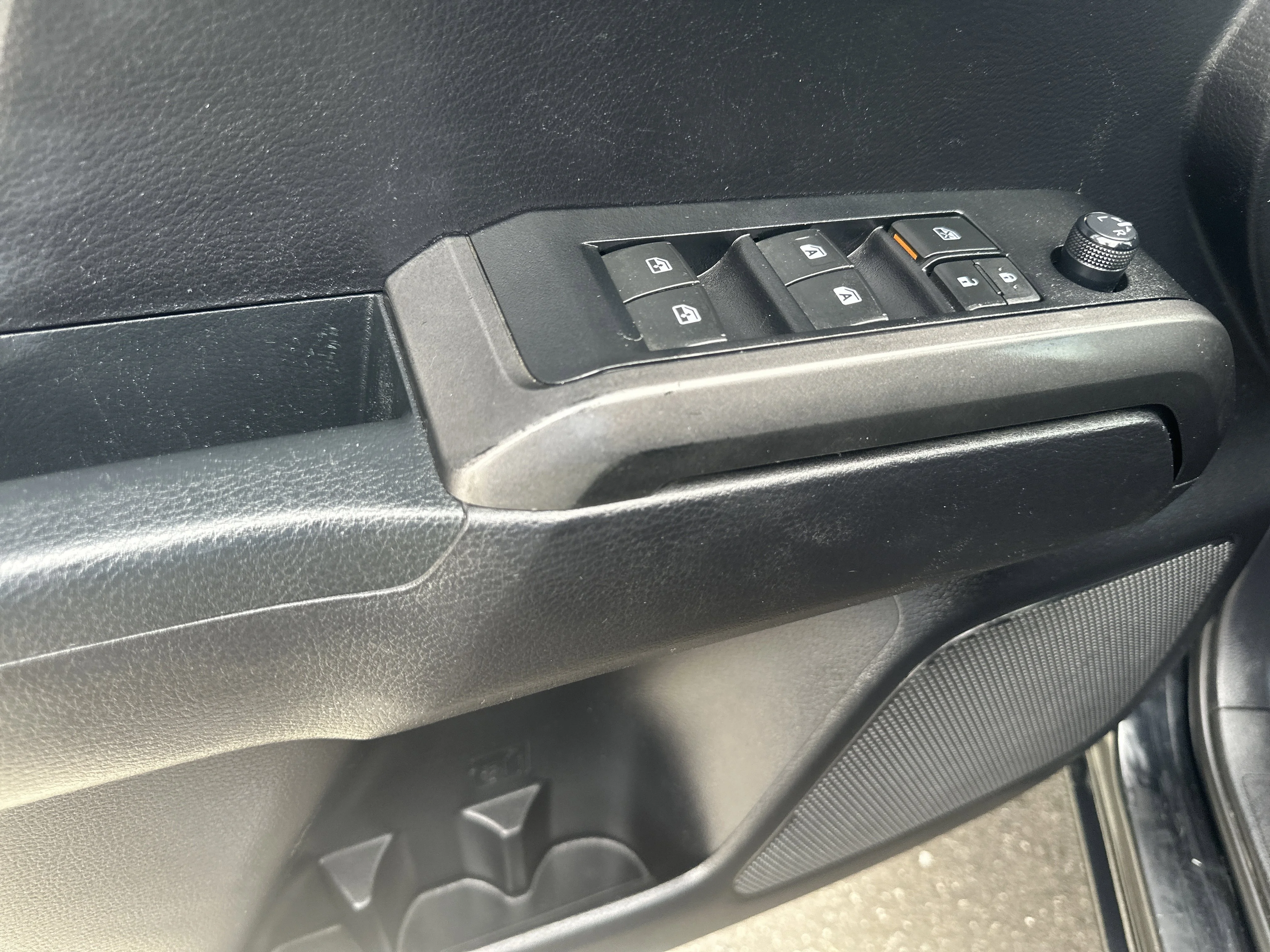 Used 2021  Toyota TRD Off Road image 9