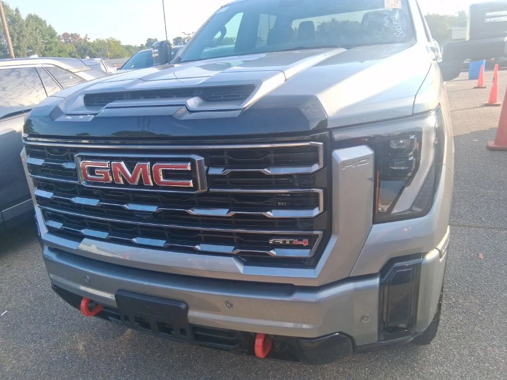 Used 2025 Silver GMC AT4 image 2