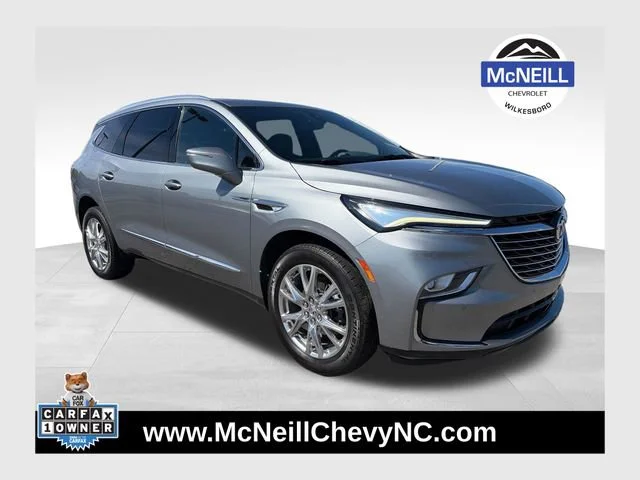 2023 Buick Enclave Essence AWD's photo